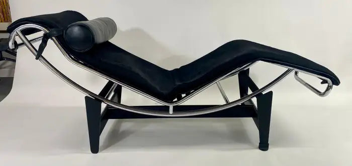 MCM Le Corbusier LC4 Chaise by Charlotte Perriand & Pierre Jeanneret for Cassina