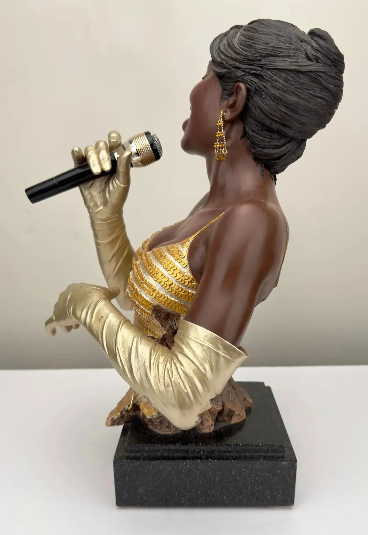 Willitts Designs International Gold Lady Jazz Singer Sculpture