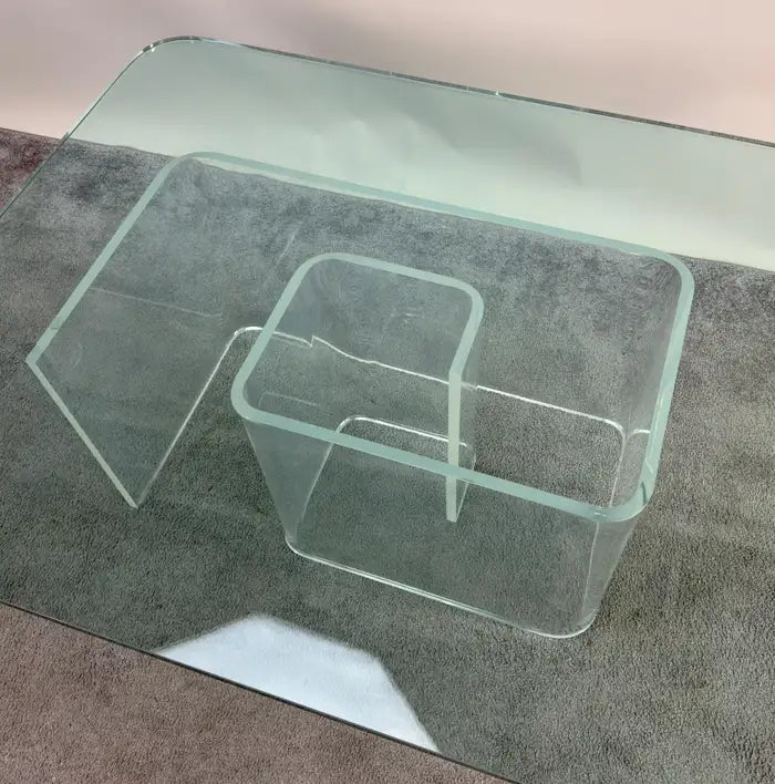 Jeffrey Bigelow Style Mid Century Modern Lucite Base Coffee or Cocktail Table