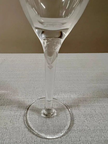 Art Deco Lalique Champagne glasses or flutes with angel Model 13645, Set of 8