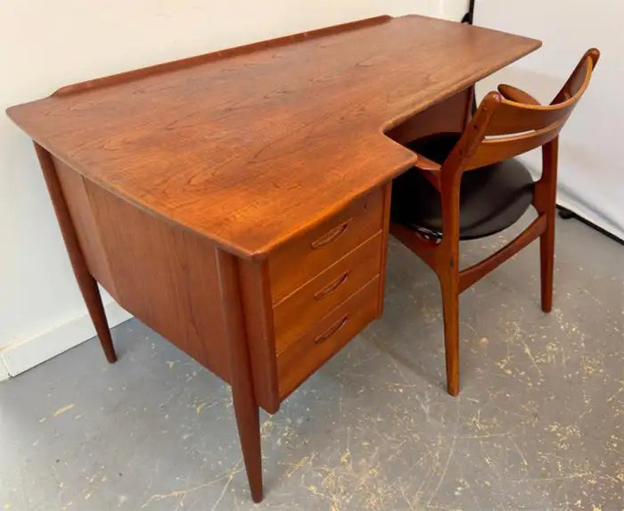 Göran Strand for Lelångs Möbelfabrik Model A10 MCM Swedish Desk