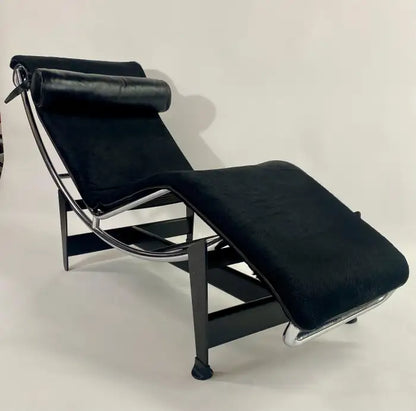 MCM Le Corbusier LC4 Chaise by Charlotte Perriand & Pierre Jeanneret for Cassina