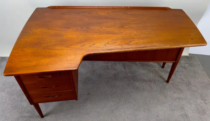 Göran Strand for Lelångs Möbelfabrik Model A10 MCM Swedish Desk