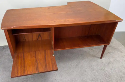 Göran Strand for Lelångs Möbelfabrik Model A10 MCM Swedish Desk
